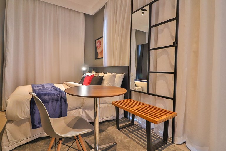 Studio Confortável na Vila Olímpia | 0131