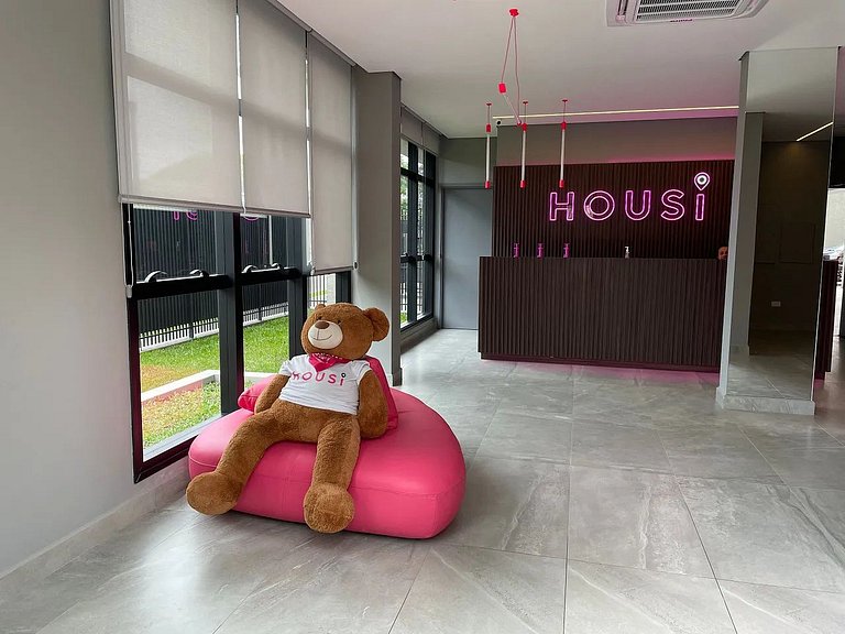 Housi Brickell One