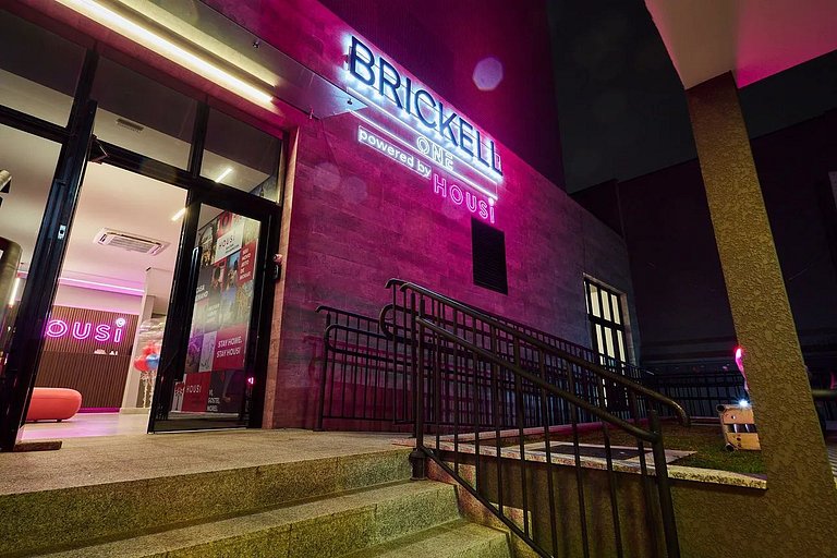 Housi Brickell One