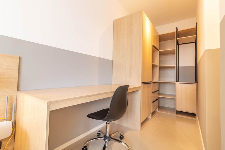 Housi - Studio Novo & Moderno no Metropolitan Sidney - 2003