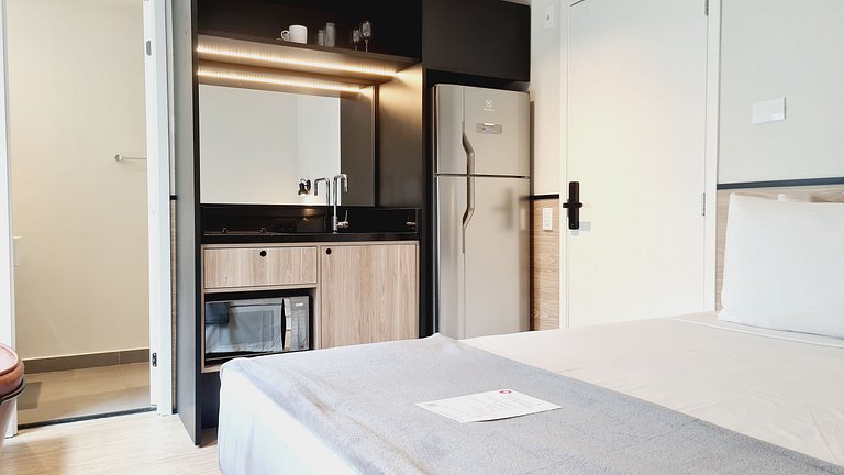 Studio moderno colado na Av. Paulista - Housi 1206