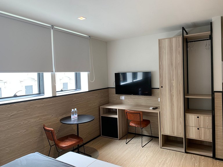 Studio Moderno na Paulista - Housi 0515