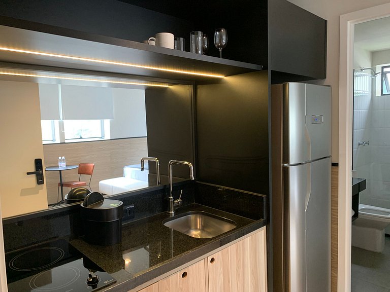 Studio Moderno na Paulista - Housi 0515