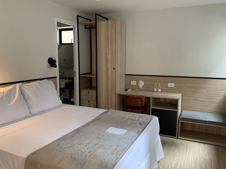 Studio moderno colado na Av. Paulista - Housi 1302