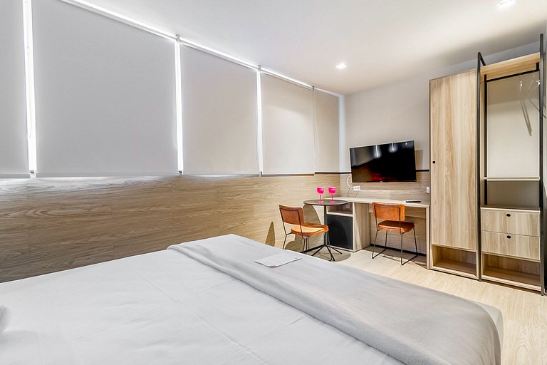 Studio moderno colado na Av. Paulista - Housi 0304