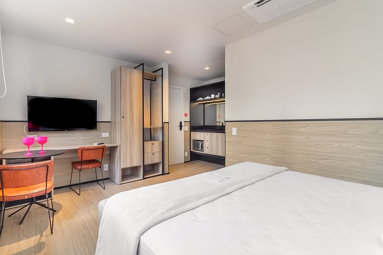 Studio moderno colado na Av. Paulista - Housi 0304