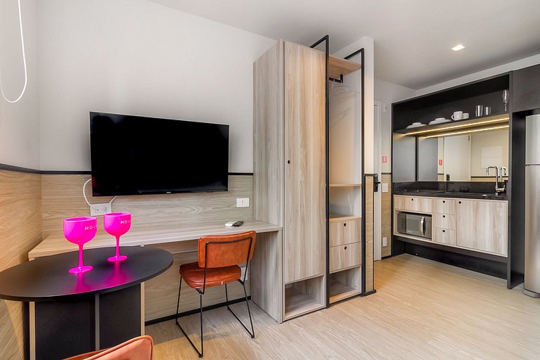 Studio moderno colado na Av. Paulista - Housi 0304