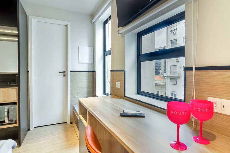 Studio moderno colado na Av. Paulista - Housi 0908