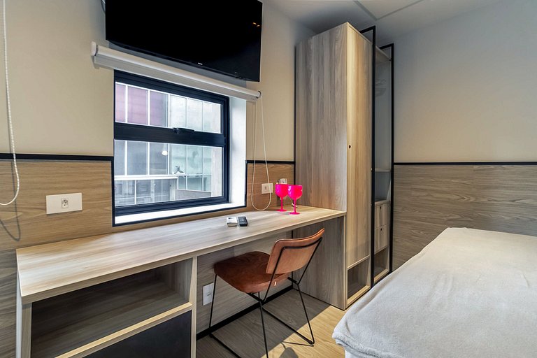 Studio moderno colado na Av. Paulista - Housi 1310
