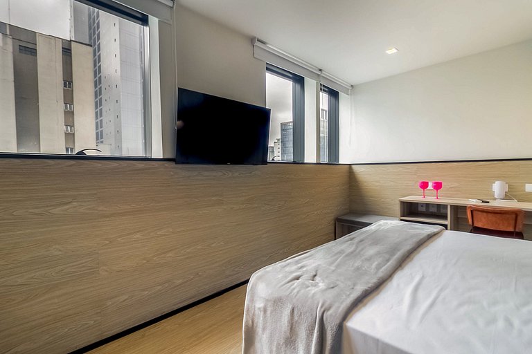 Studio Moderno na Paulista By Housi