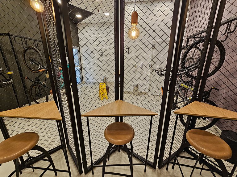 Studio moderno colado na Av. Ibirapuera | 0102