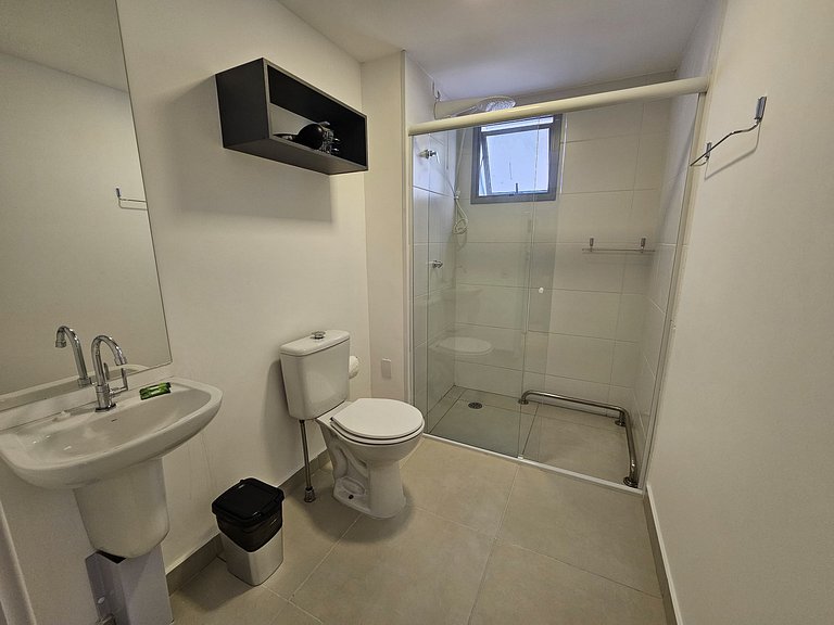 Studio moderno colado na Av. Ibirapuera | 0102