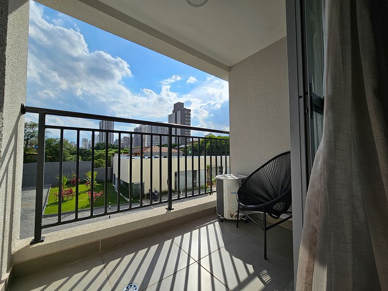 Studio moderno colado na Av. Ibirapuera | 0102