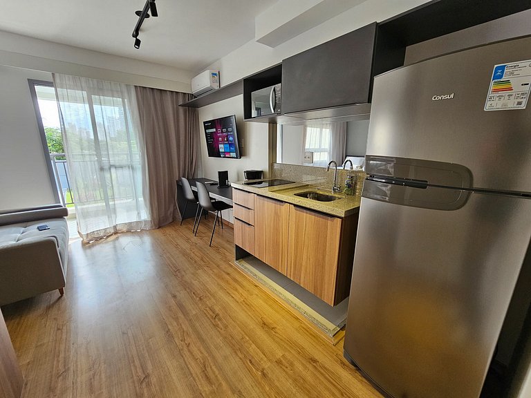Studio moderno colado na Av. Ibirapuera | 0102