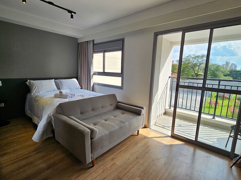 Studio moderno colado na Av. Ibirapuera | 0102