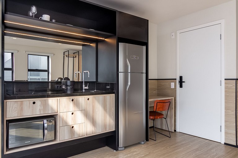 Studio moderno colado na Av. Paulista - Housi 1403