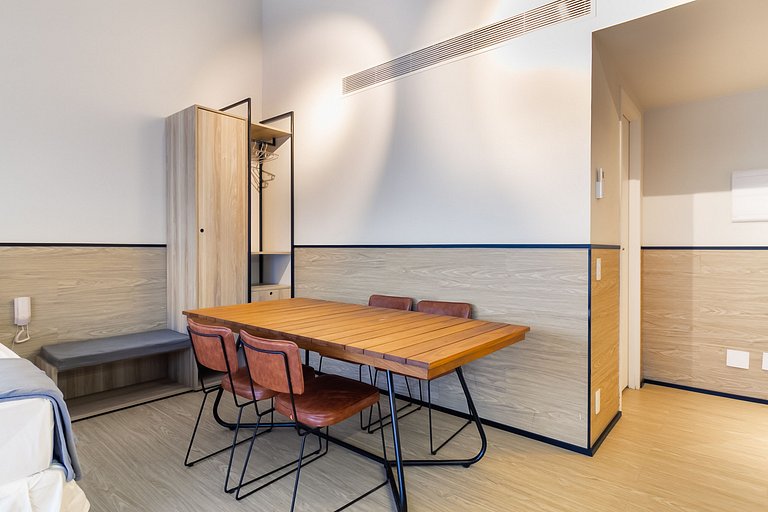 Studio moderno colado na Av. Paulista - Housi 0211
