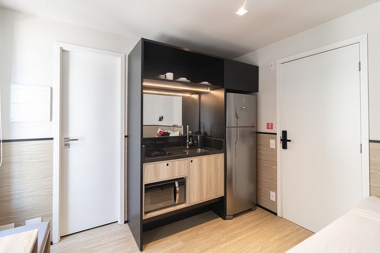 Studio moderno colado na Av. Paulista - Housi 1316