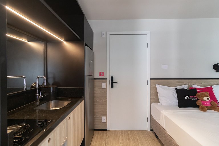 Studio moderno colado na Av. Paulista - Housi 1316