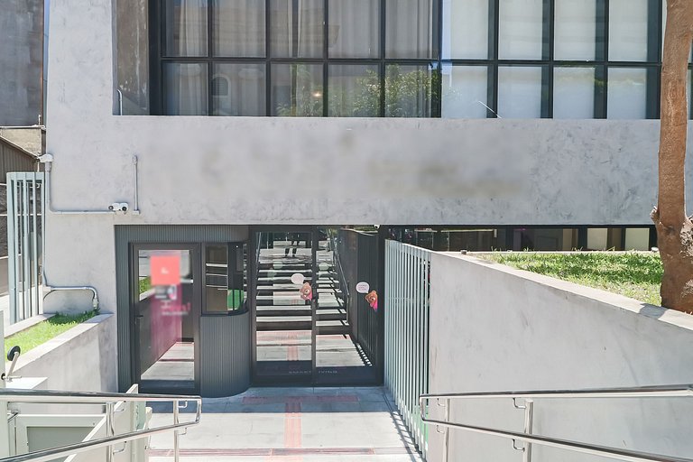 Studio moderno colado na Av. Paulista - Housi 1108