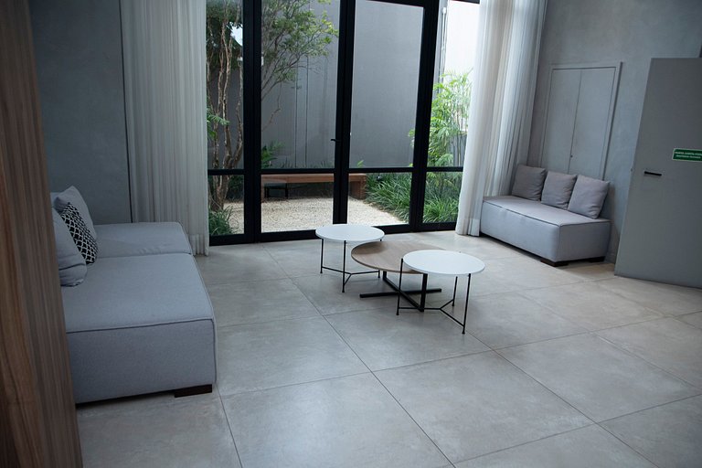 Studio com varanda perto do SP Expo - 212
