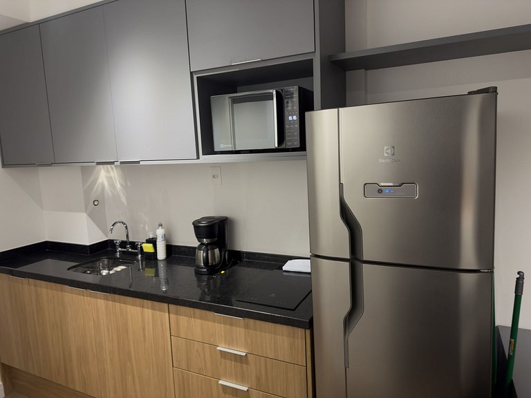 818 - Studio Housi - Air Brooklin