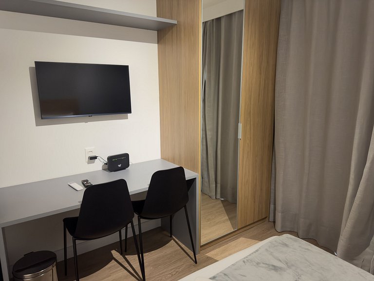 818 - Studio Housi - Air Brooklin