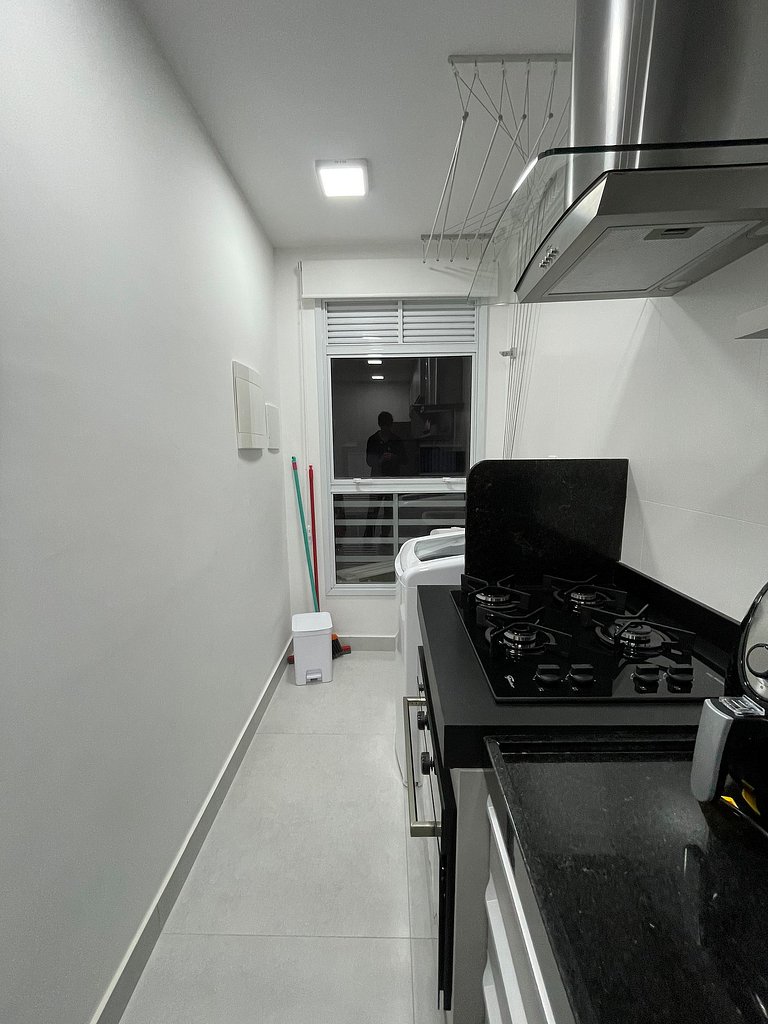 Studio Moderno em Vila Velha - Ed. Infinity by Housi - 2005