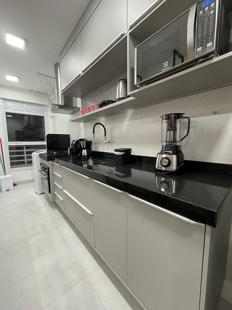 Studio Moderno em Vila Velha - Ed. Infinity by Housi - 2005