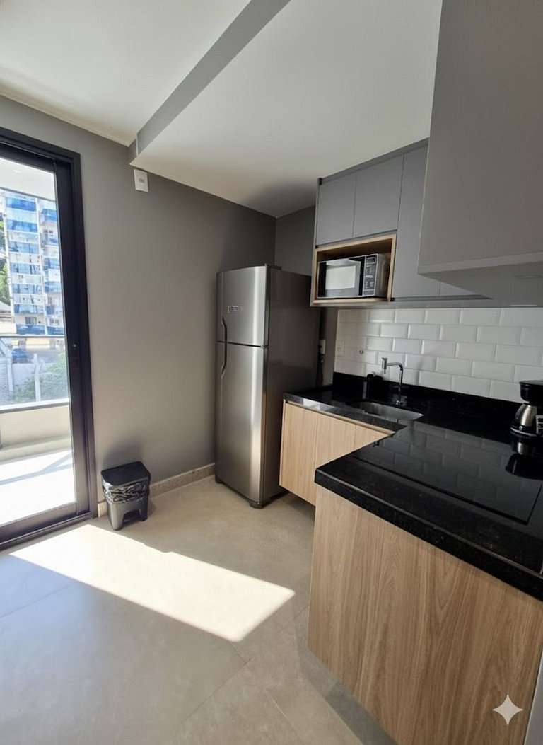 Studio Moderno - A7 Vix by Housi - 502A