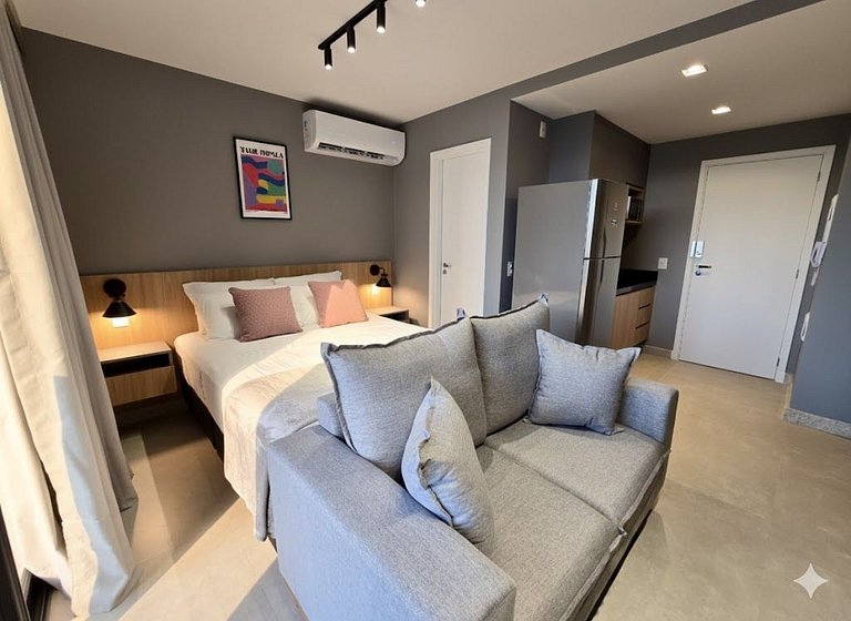 Studio Moderno - A7 Vix by Housi - 0502B