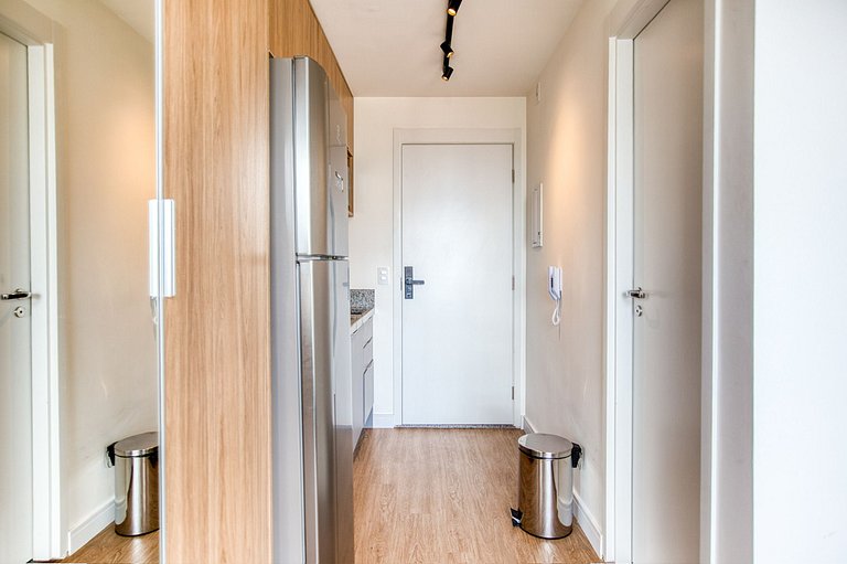 1614 - Studio Housi - Nik Paulista