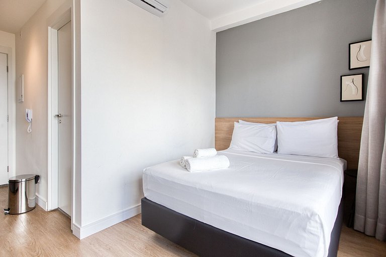 1614 - Studio Housi - Nik Paulista