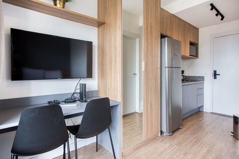 1614 - Studio Housi - Nik Paulista