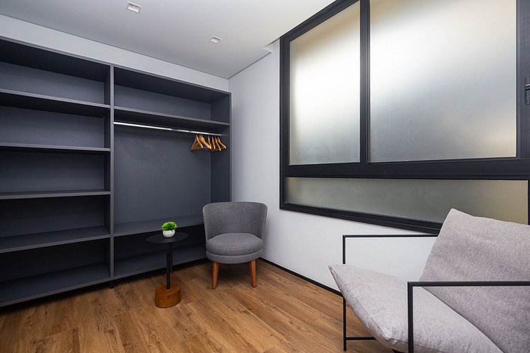 Studio 2 Quartos c/ Varanda - On Jardins by Housi
