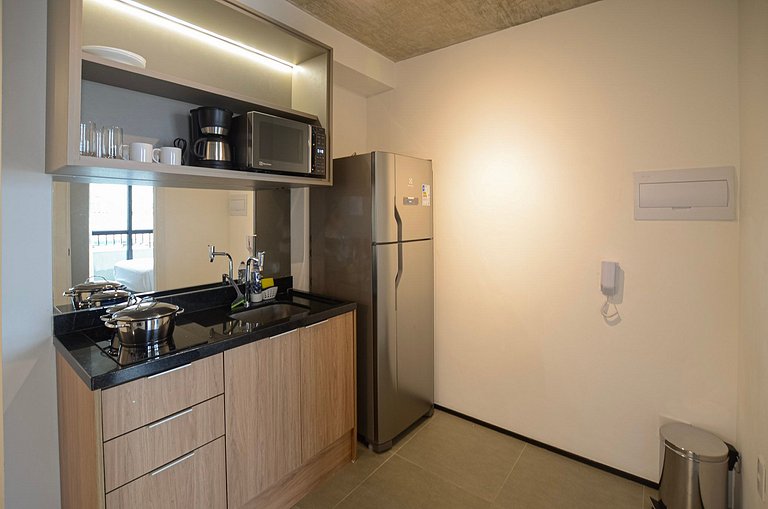 Apto Moderno 2 Quartos nos Jardins by Housi