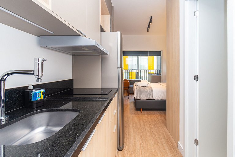 Studio Moderno Próx. Metrô Vila Madalena by Housi