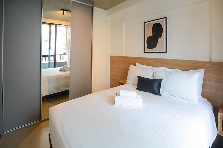 Studio 2 Quartos c/ Varanda - On Jardins by Housi