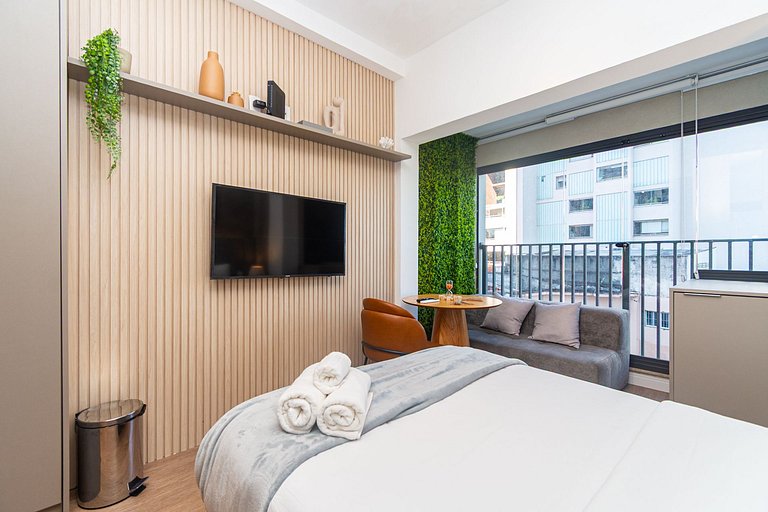 Studio Moderno Próx. Metrô Vila Madalena by Housi