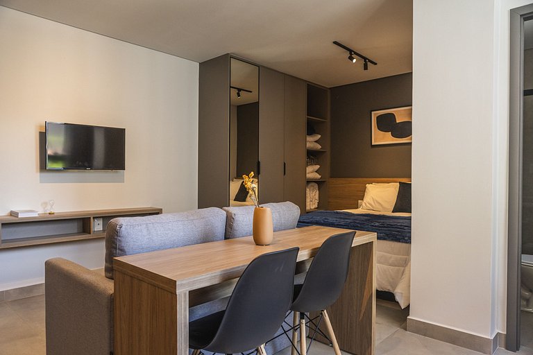 InHouse Lourdes by Housi