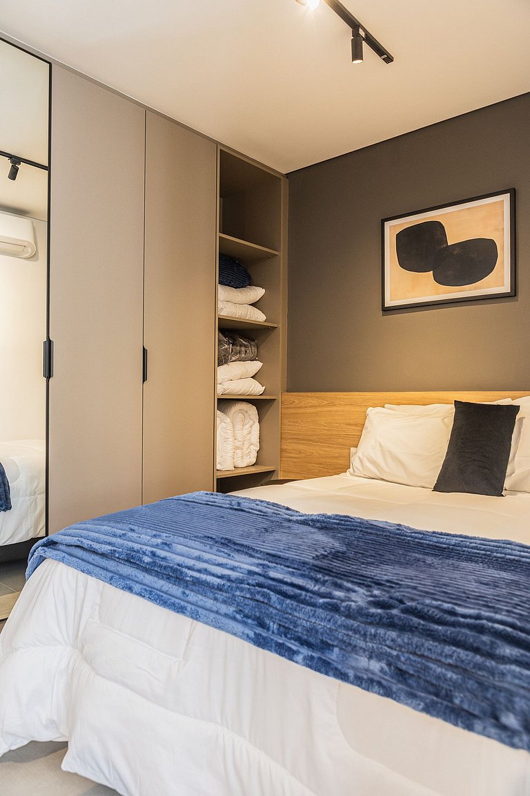 InHouse Lourdes by Housi