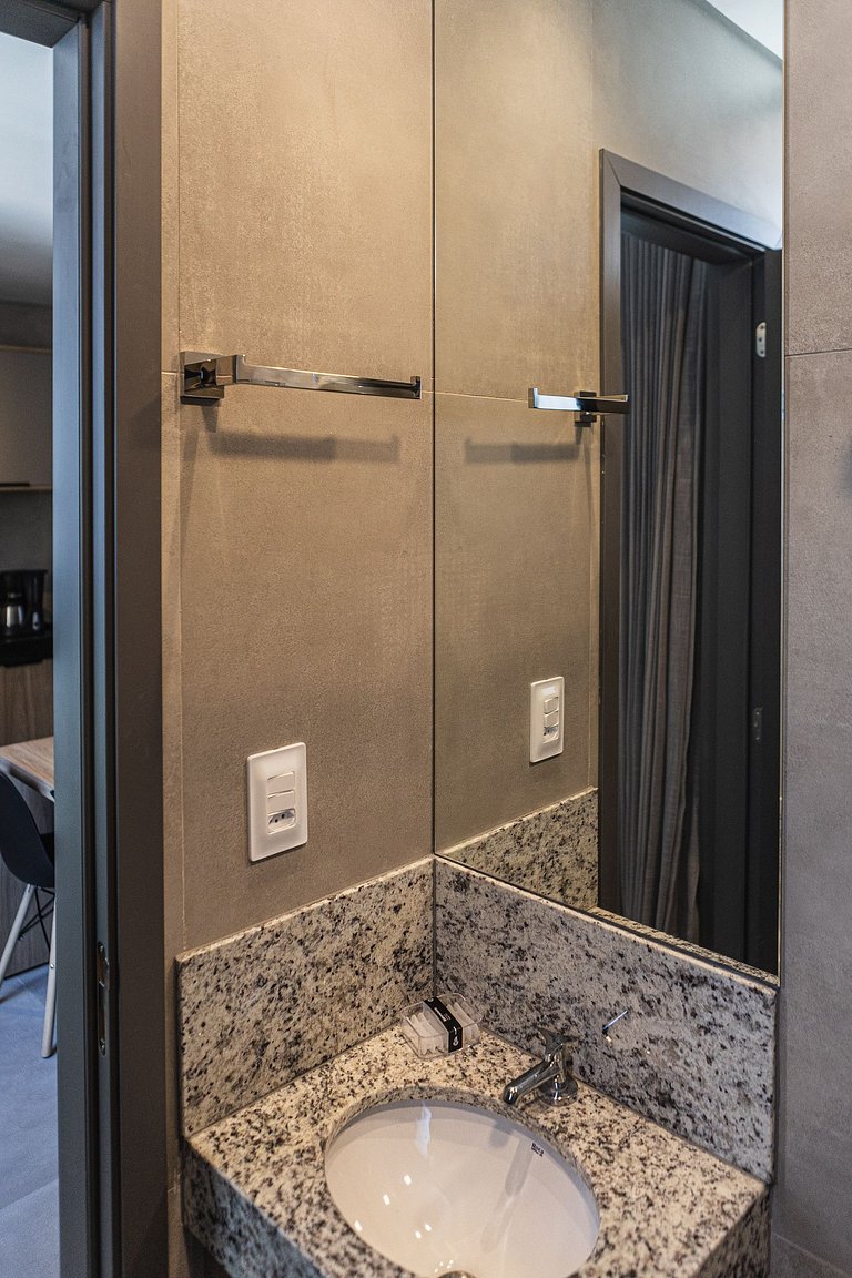 InHouse Lourdes by Housi